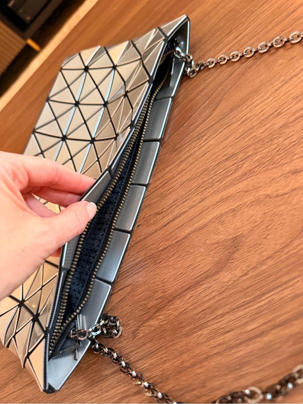 BaoBao by Issey Miyake silver crossbody bag shoulder bag Platinum Prism - Picture 7 of 12